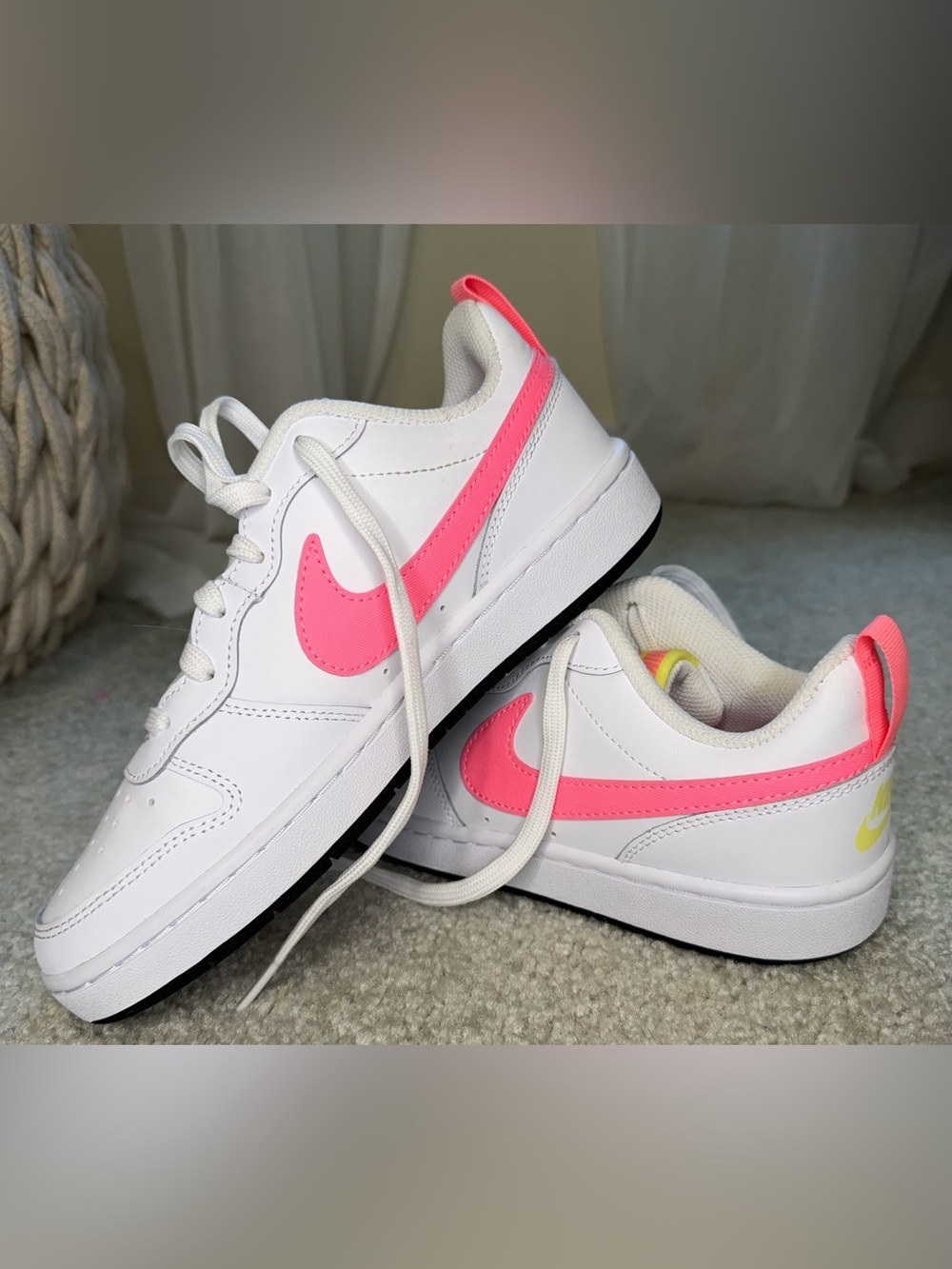 Nike Court Youth white and pink